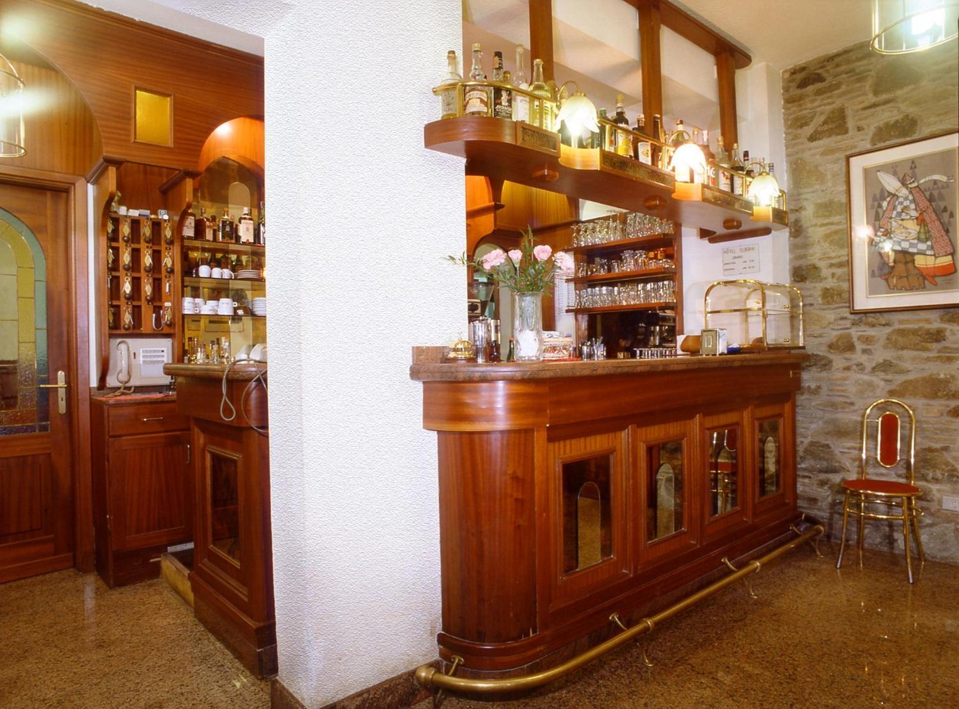 Hotel Florian Nus Eksteriør billede